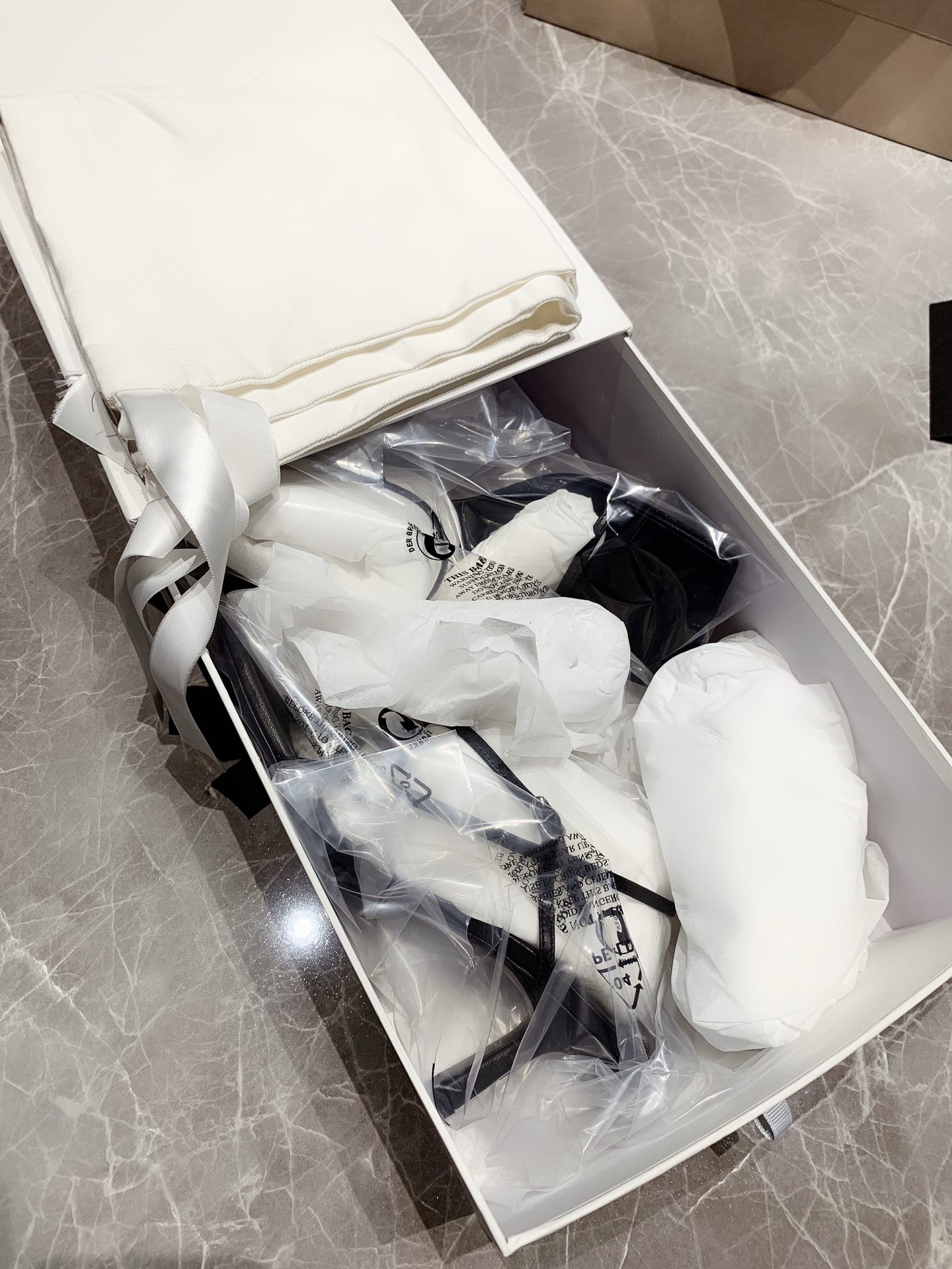 THE ROW - Top Edition Spring/Summer 2020 New The Row goddess level thin strap high heel sandals