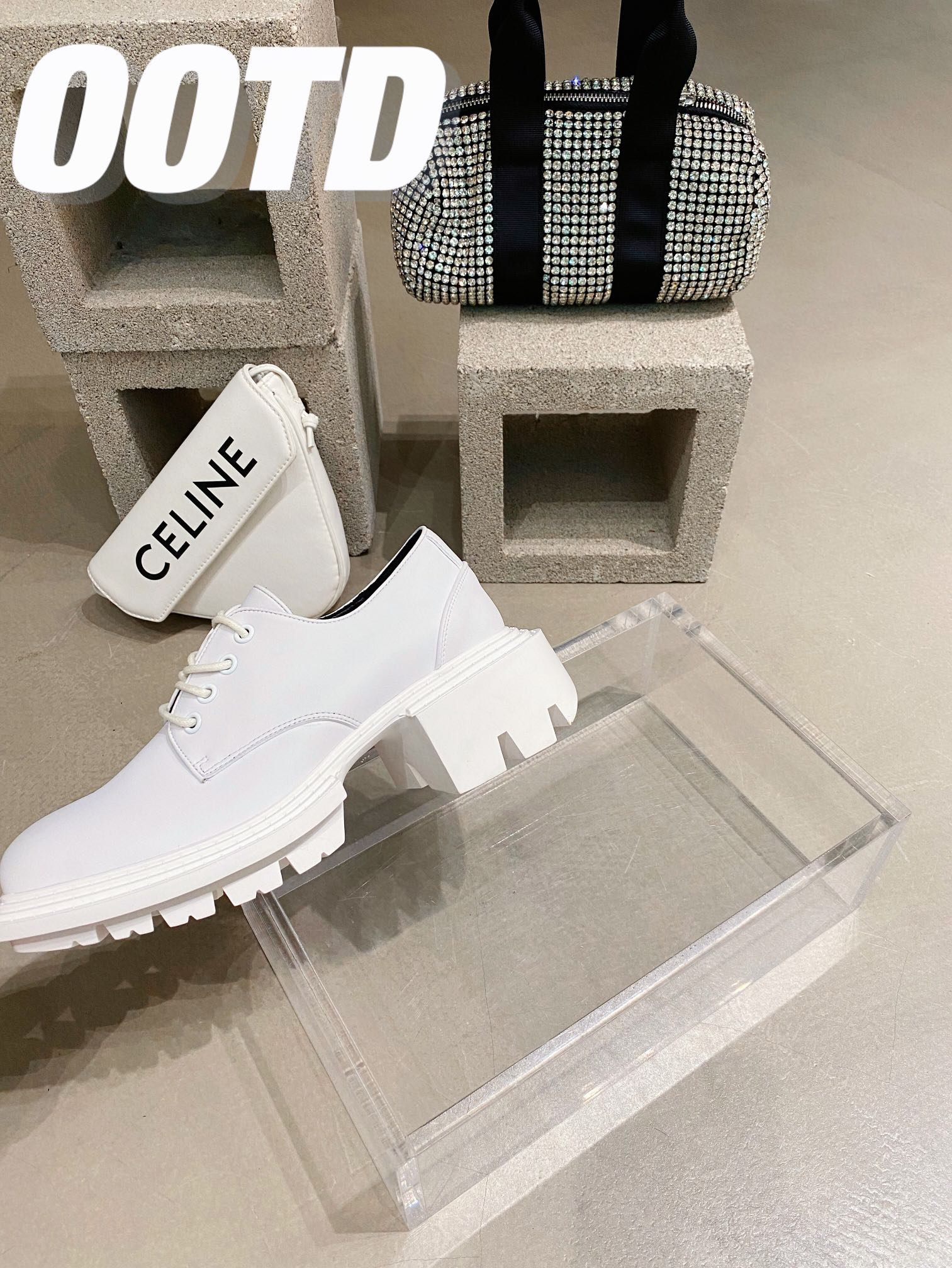 Untitlab 𝟐𝟎𝟐𝟏/𝐒𝐒 𝐧𝐞𝐰 Niche Louboutins Customized cowhide upper Sheepskin lining