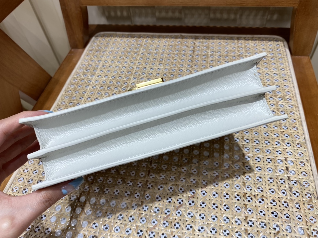 SAINT LAURENT ▪️𝑪𝒂𝒔𝒔𝒂𝒏𝒅𝒓𝒂 532750 original leather