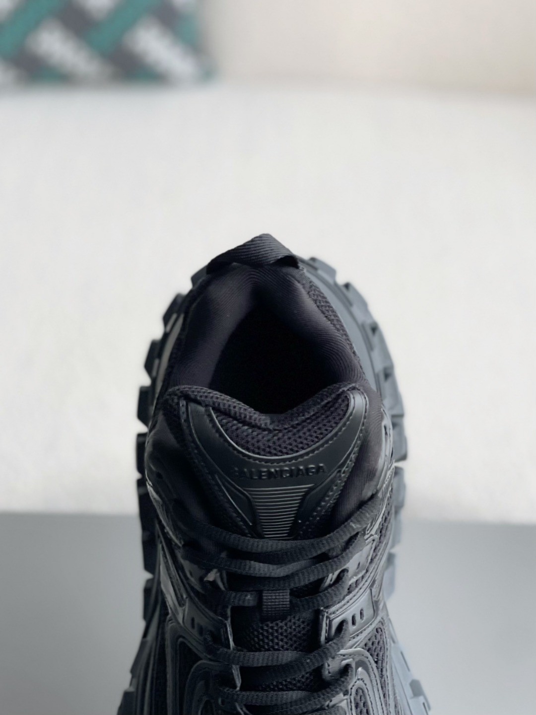 Balenciaga Bouncer Screw Sneakers