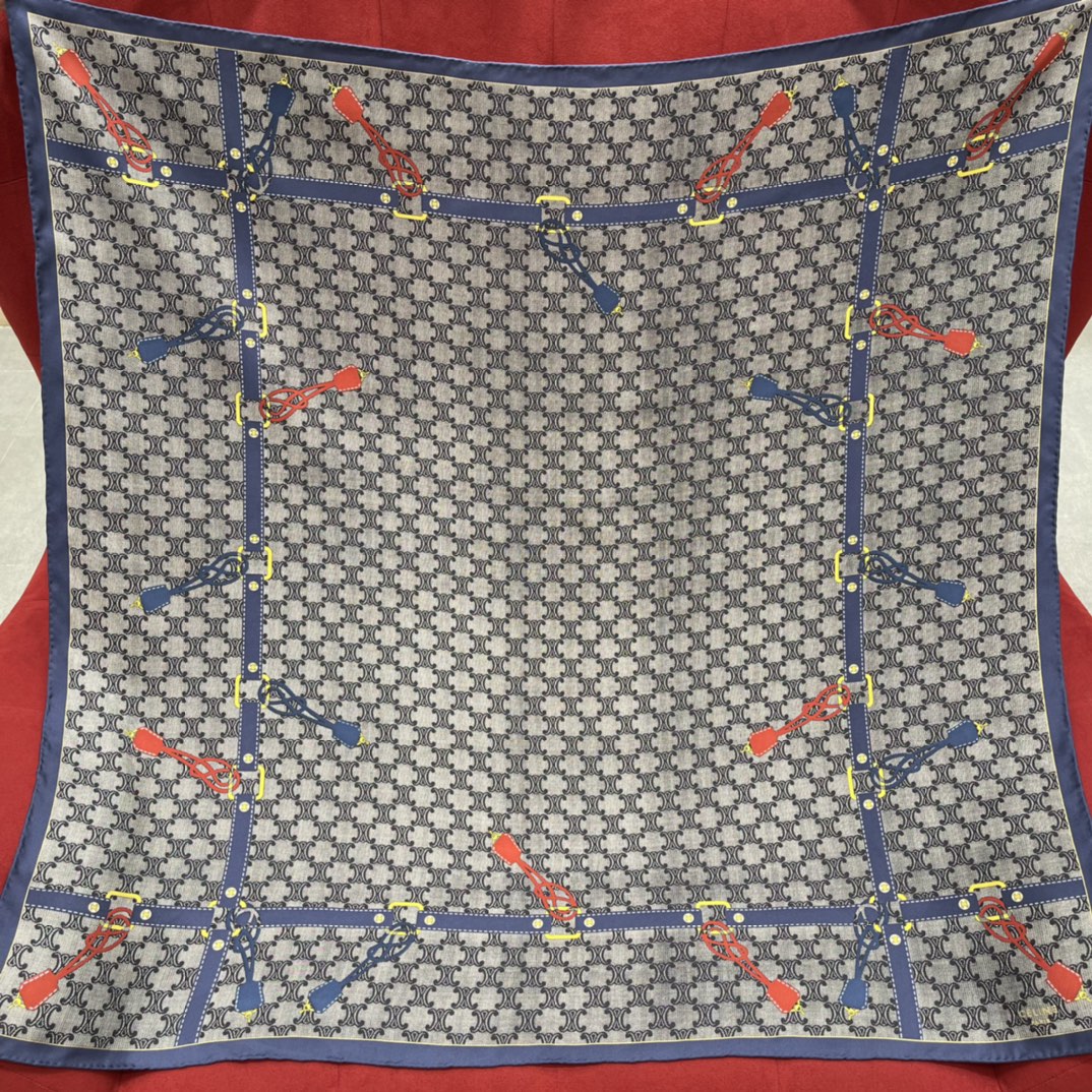 𝐂𝐞𝐥𝐢𝐧𝐞 Iconic Arc de Triomphe ➕ Chain Element 100% Mulberry Silk