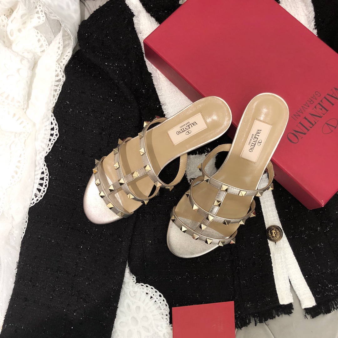 【Valentino】Valentino Top Edition Metallic Gunmetal 3 Strap Flat Slippers