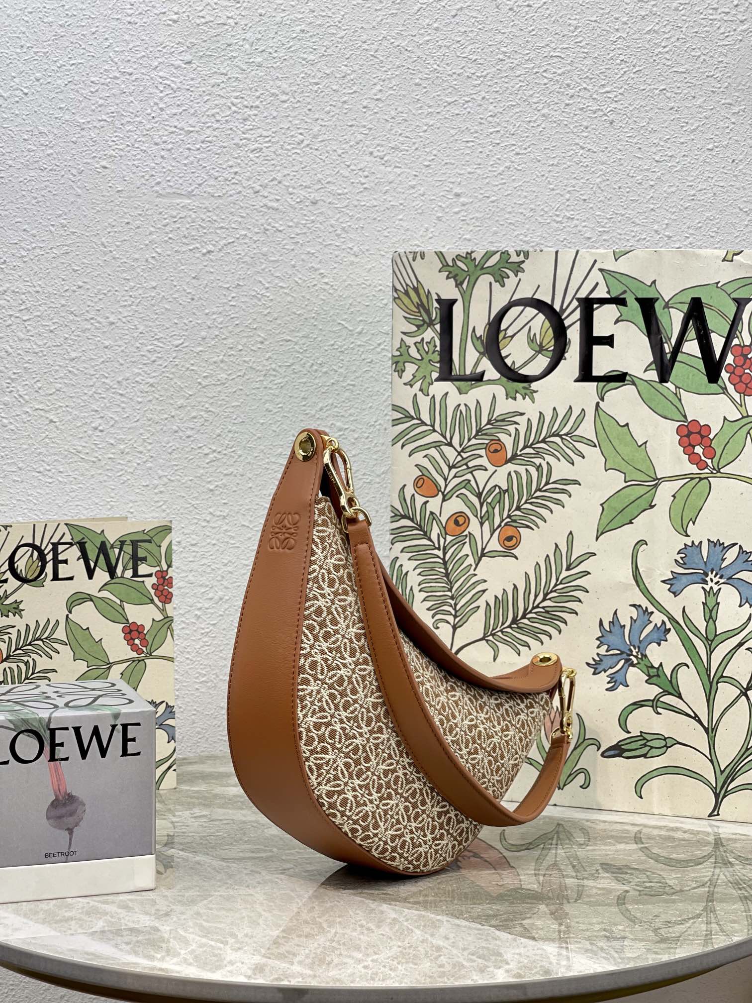 LOEWE Luna moon bag#1093