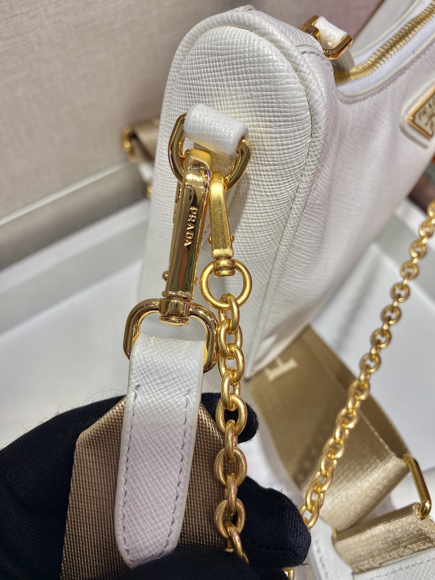 𝐏𝐑𝐀𝐃𝐀 Hardware 3 in 1 New 1BH204