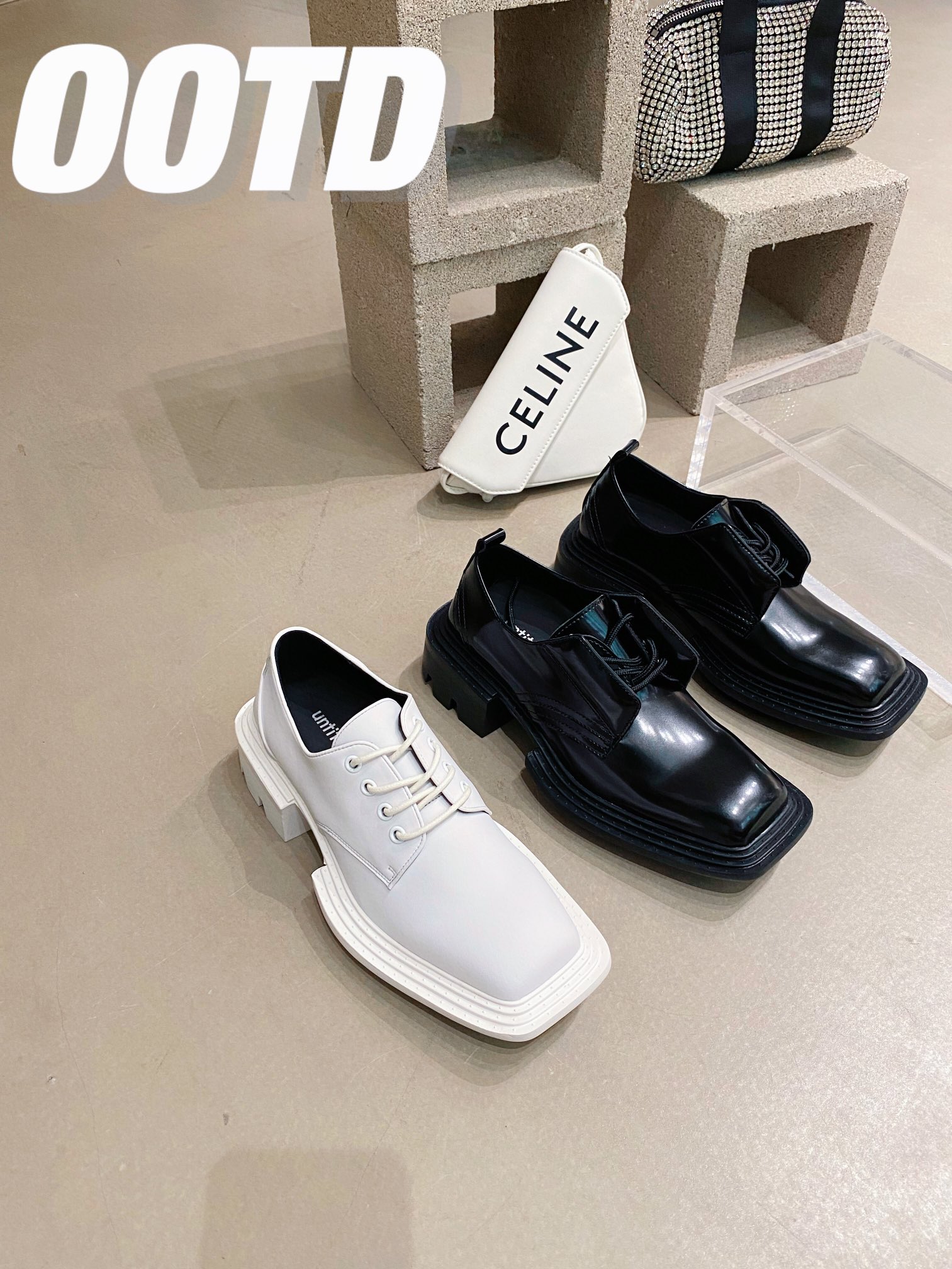 Untitlab 𝟐𝟎𝟐𝟏/𝐒𝐒 𝐧𝐞𝐰 Niche Louboutins Customized cowhide upper Sheepskin lining