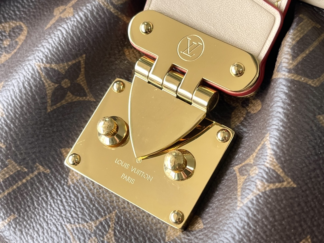 𝐋𝐎𝐔𝐈𝐒 𝐕𝐔𝐈𝐓𝐓𝐎𝐍    M46544