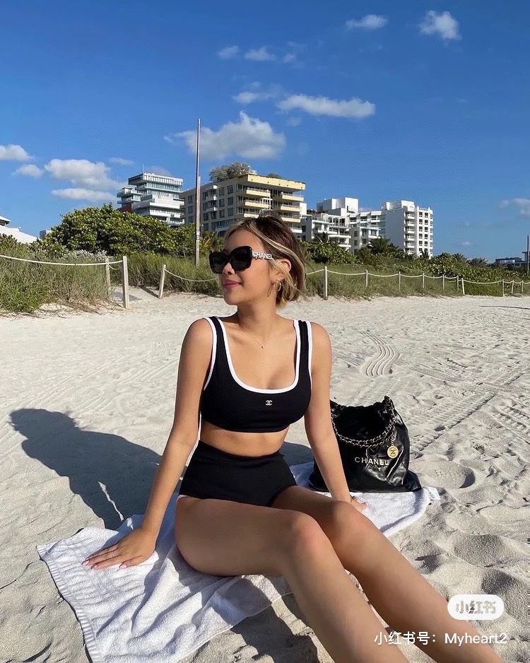 Chanel New Bikini Midi Set Petit Chanel Logo Print Camisole + Triangle Bottoms Separate Swimsuit