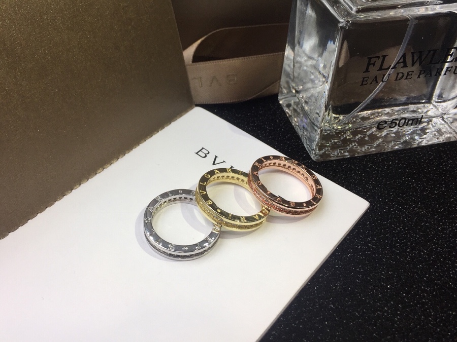 BVLGARI ring