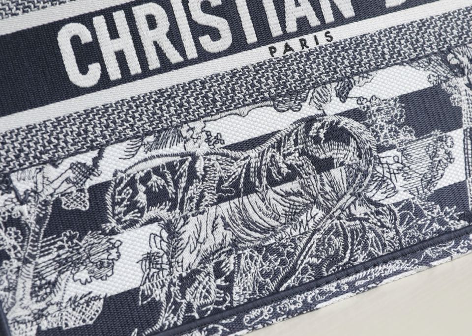 DIOR TOTE blue striped tiger