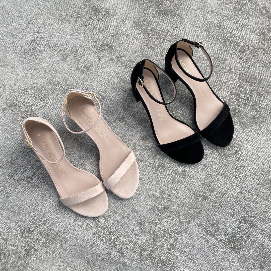 Stuar*t weitzma*n sandals