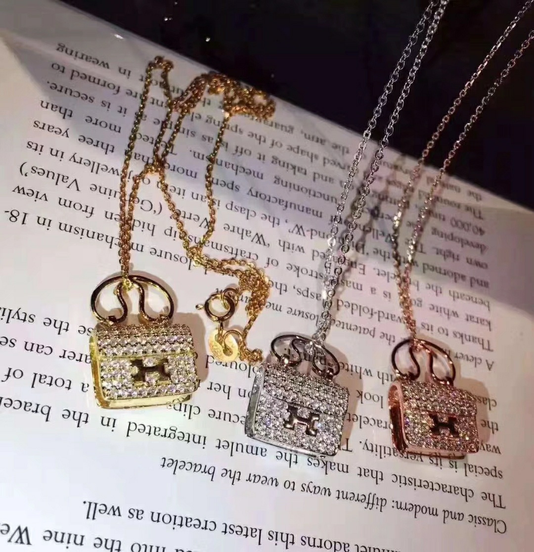 Hermes necklace