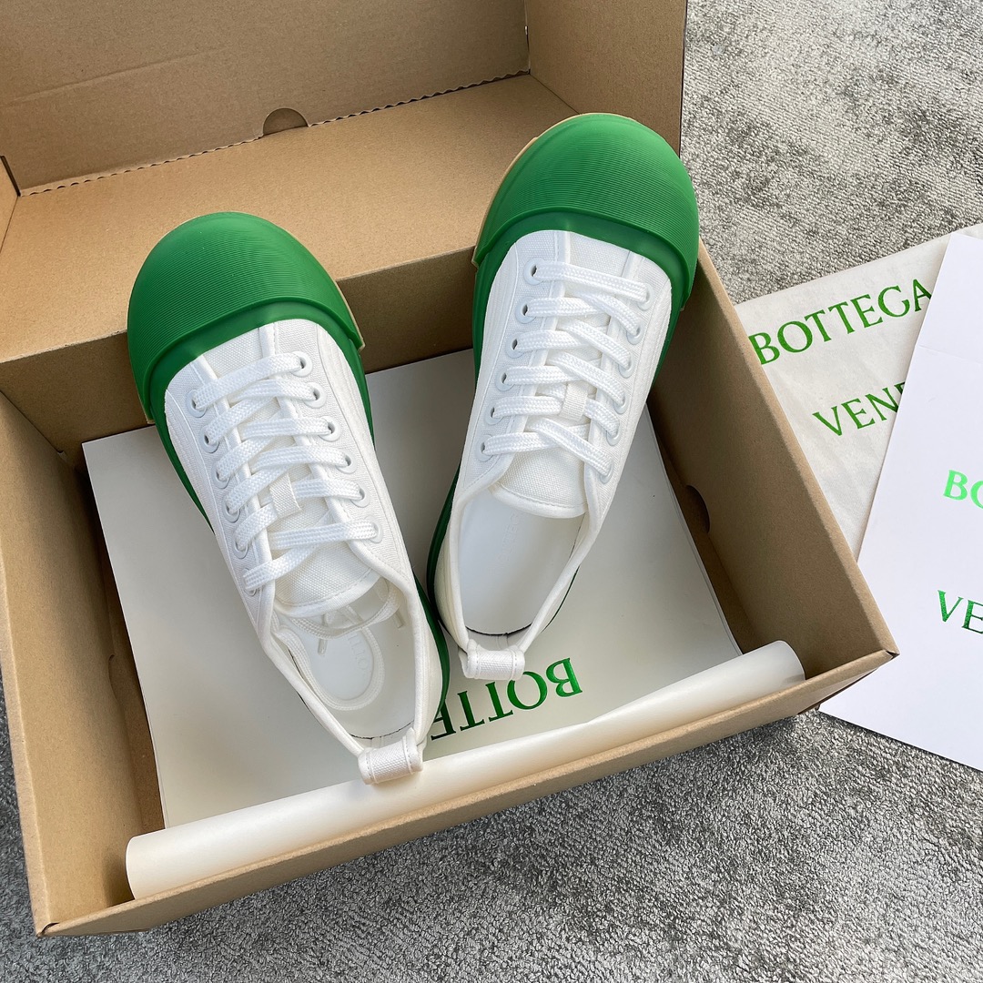 Bottegavenet*a white shoes