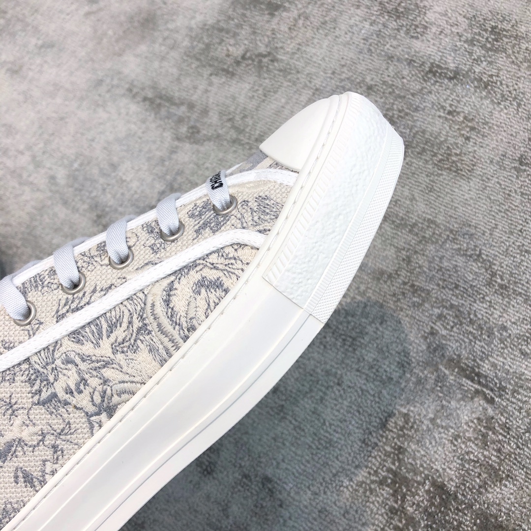 DIOR Antique Style Cloth Shoes Gold Full electric embroidery Water-dyed sheepskin lining Private moulded outsole