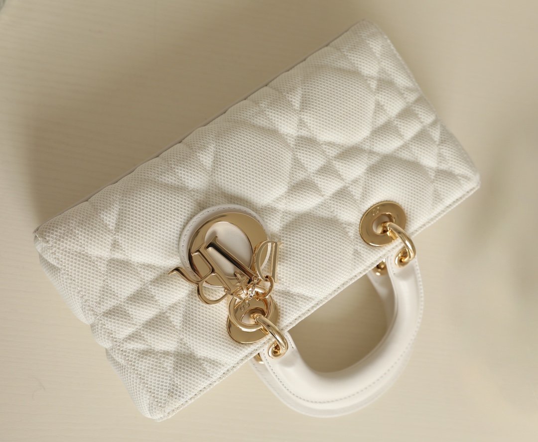 Dior Lady D-Joy is a classic style of the Goliath Bible