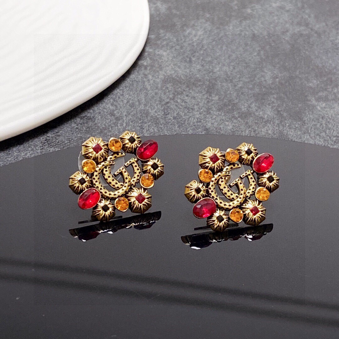 𝐆𝐮𝐜𝐜𝐢 Double G Stud Earrings