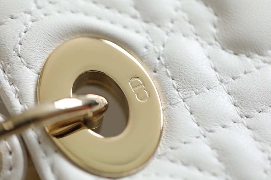 Dior Lady four compartments Tanabata section white ▫️DR-091