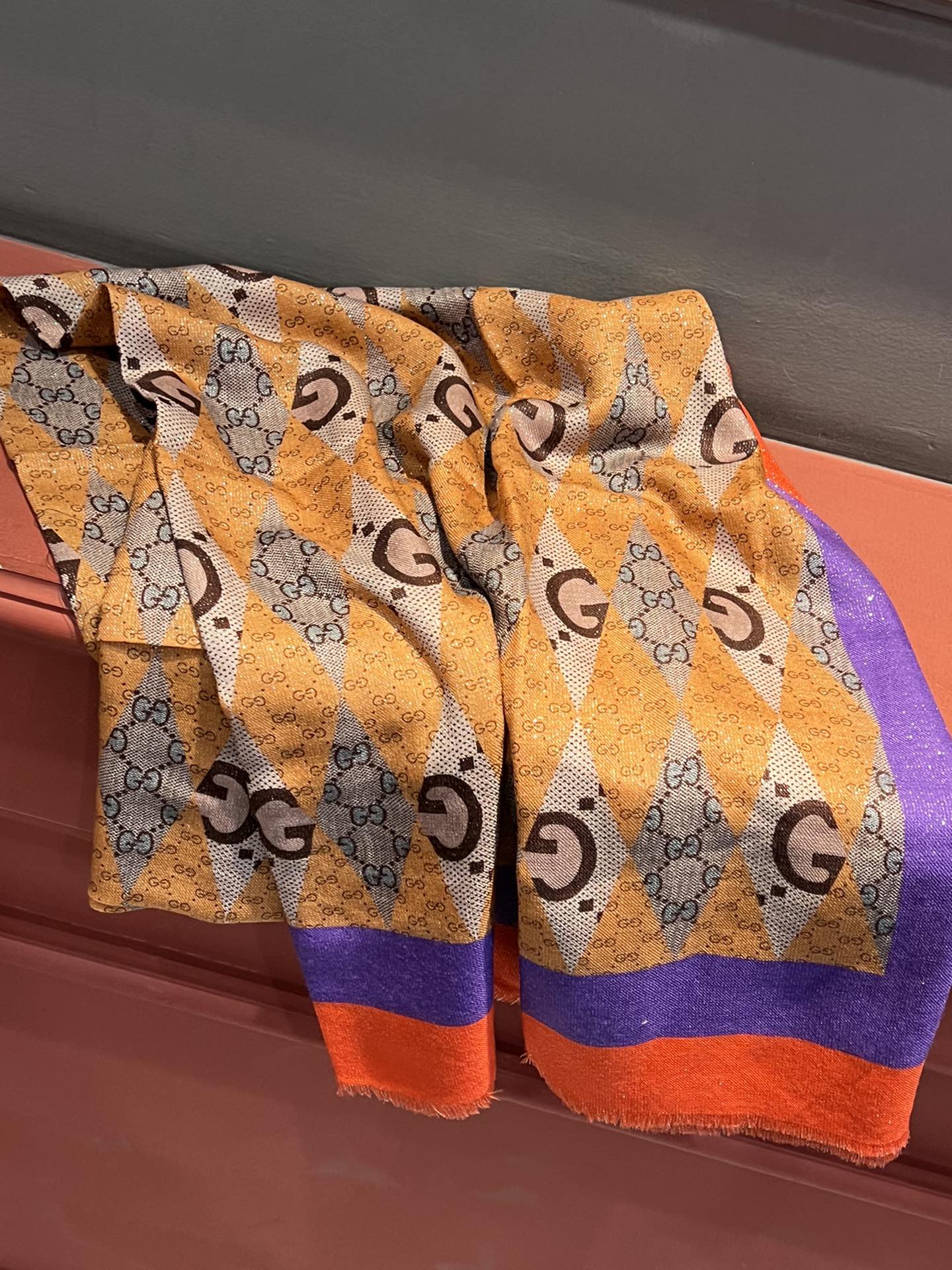 GUCCI Cashmere scarf