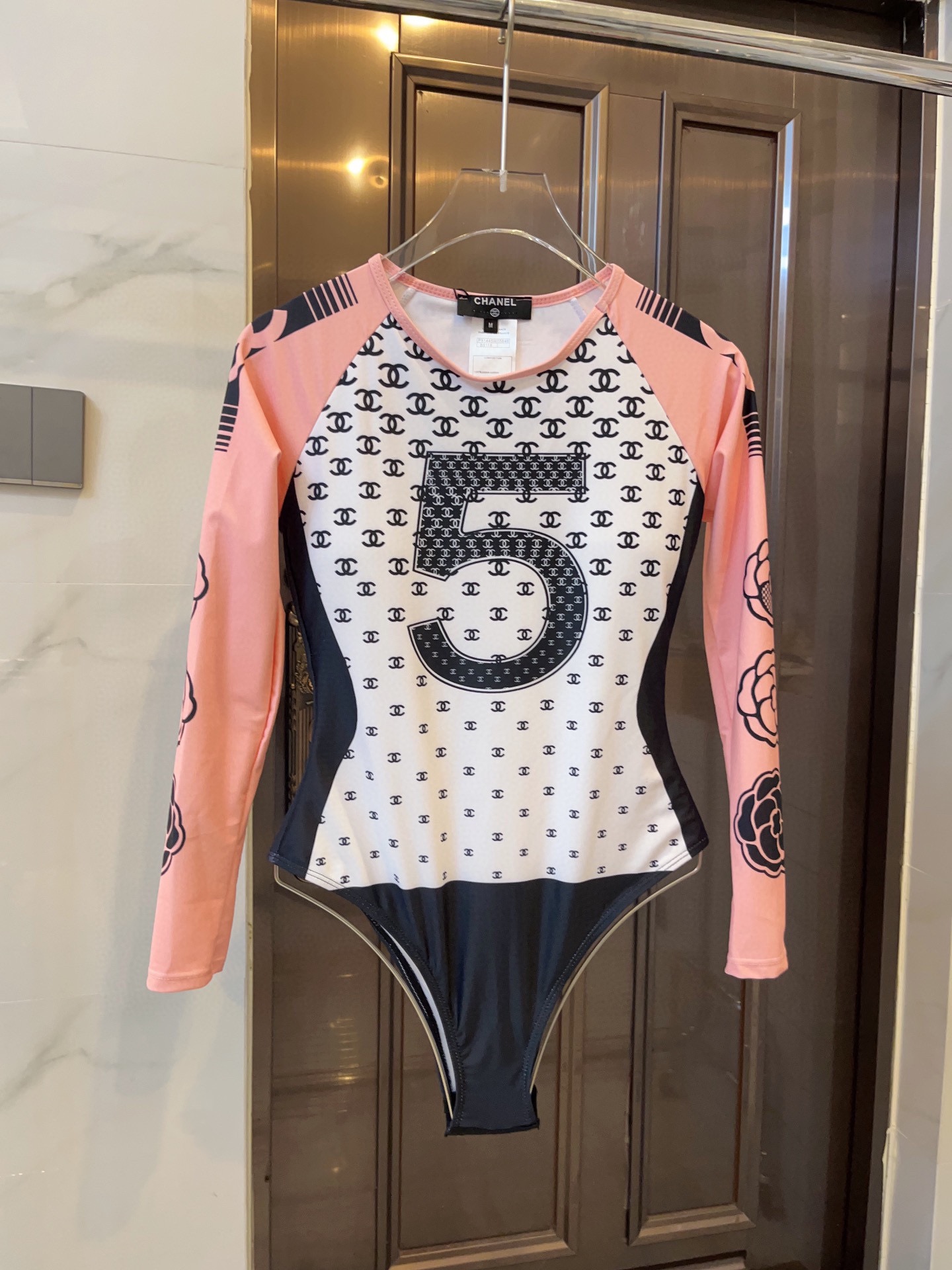 Chanel New scuba diving suits Beware of the swimming costume Bikini