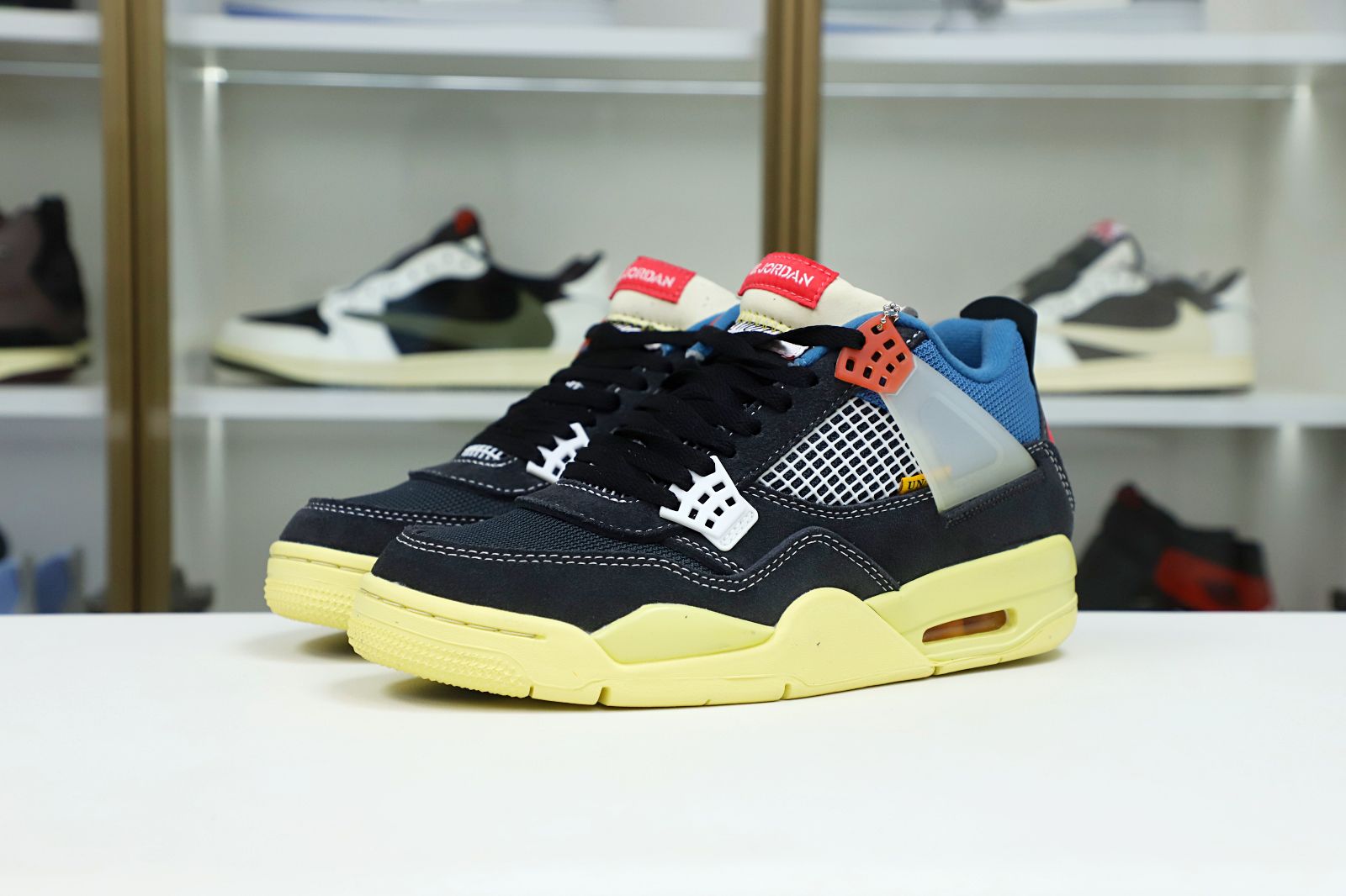 UNION LA X AIR JORDAN 4 RETRO OFF NOIR