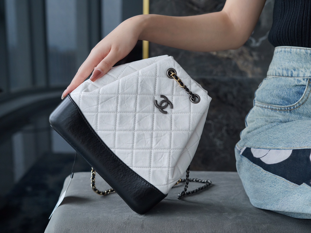 𝗖𝗵𝗮𝗻𝗲𝗹𝗚𝗮𝗯𝗿𝗶𝗲𝗹𝗲❥vagrancyBackpack Italy 🇮🇹 