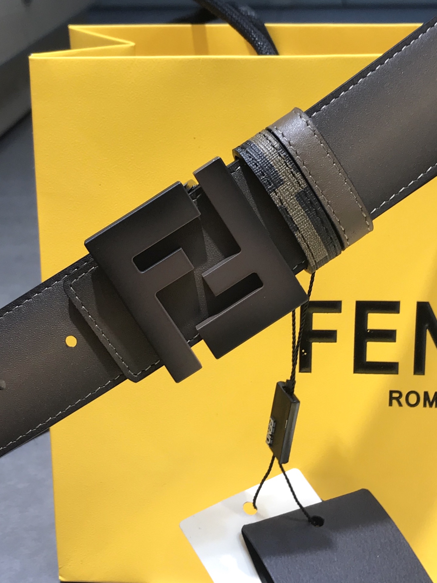FENDI original rivet buckle