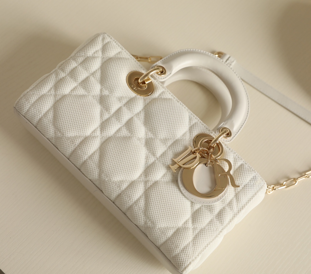 Dior Lady D-Joy is a classic style of the Goliath Bible