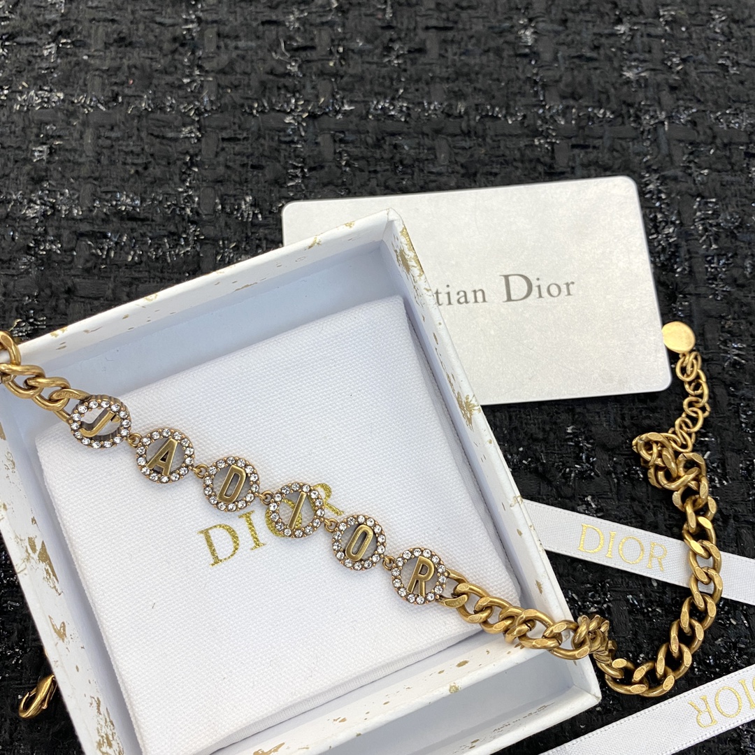 Dior necklace