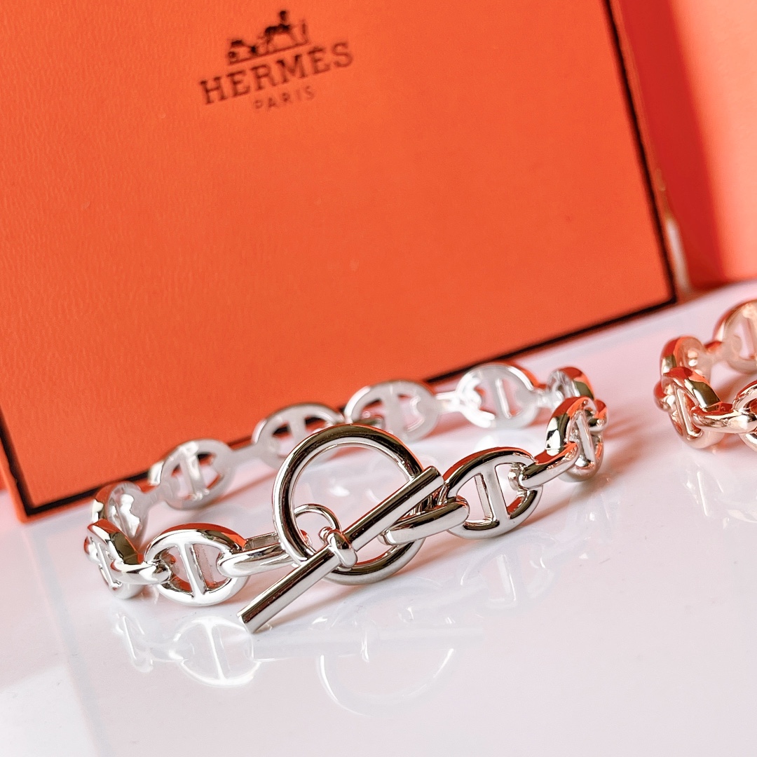 Hermes bracelet