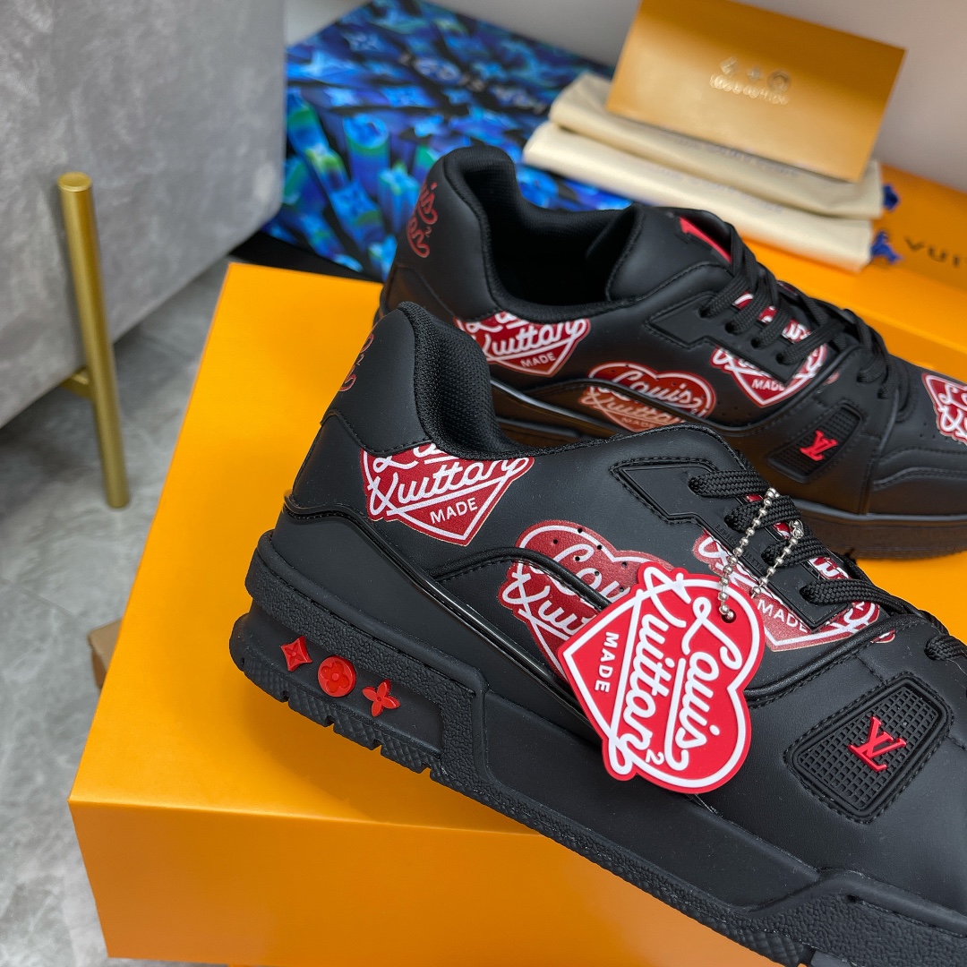 Louis Vuitton couple models DIY buckle sneakers sneakers