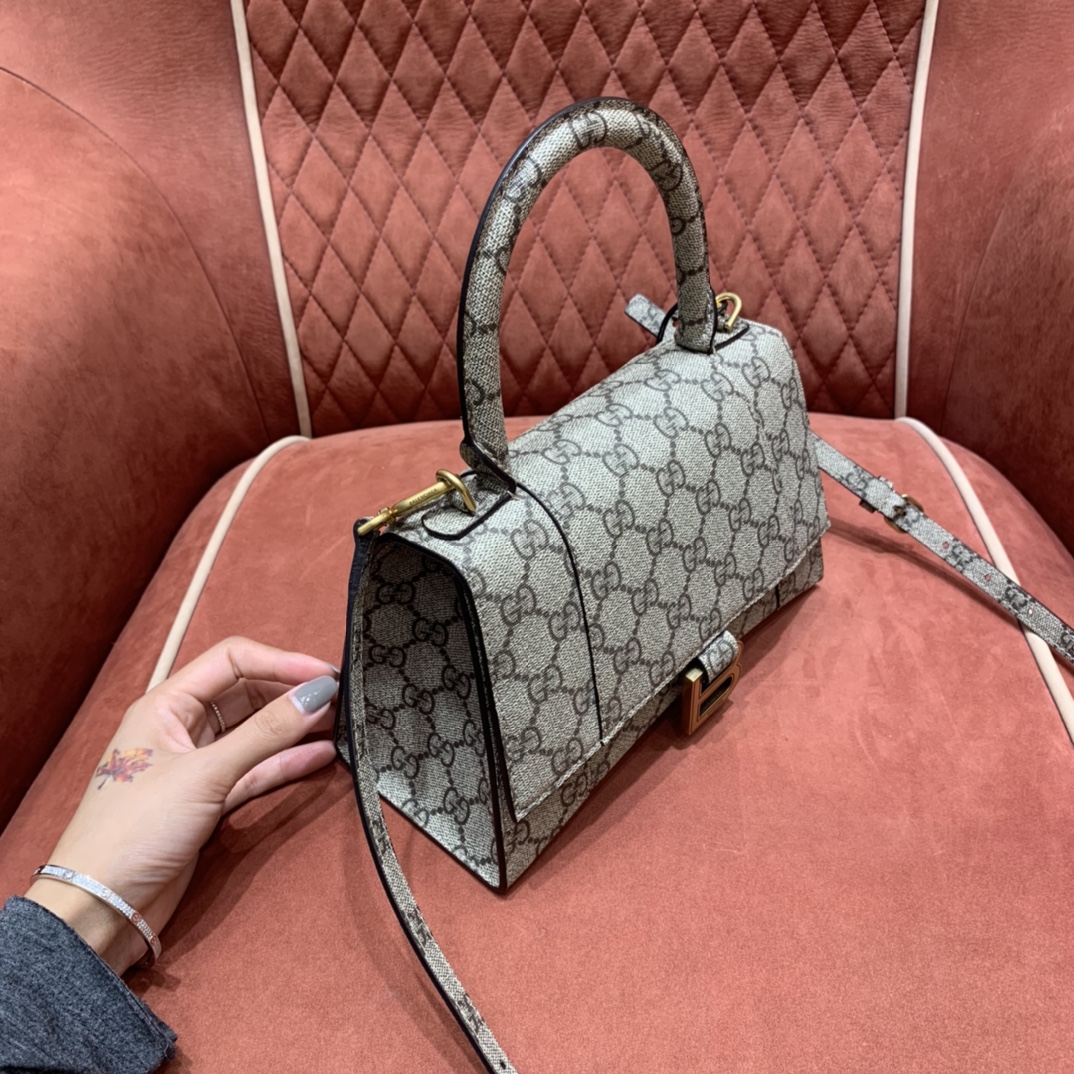 BALENCIAGA The Hacker Project hourglass bag co-branded model