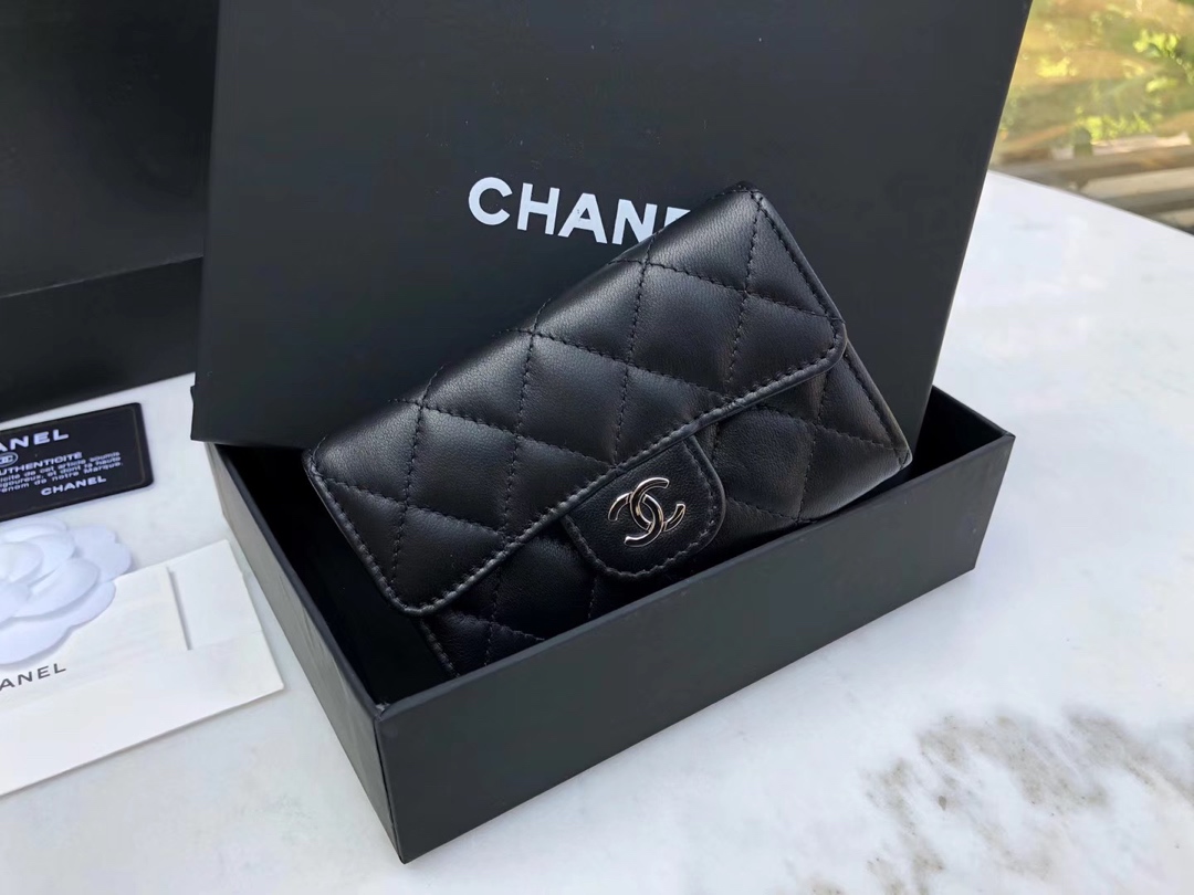 𝗖𝗛𝗔𝗘𝗡𝗟𝗖𝗖𝗹𝗮𝘀𝗶𝗰𝗙𝗹𝗮𝗽𝗽𝗽 adopts the 