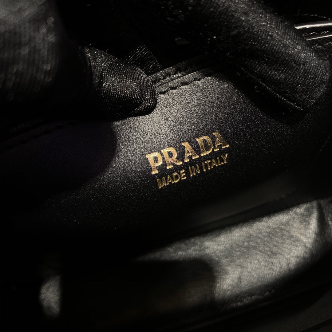 𝐏𝐑𝐀𝐃𝐀 Mini No. 1BA286