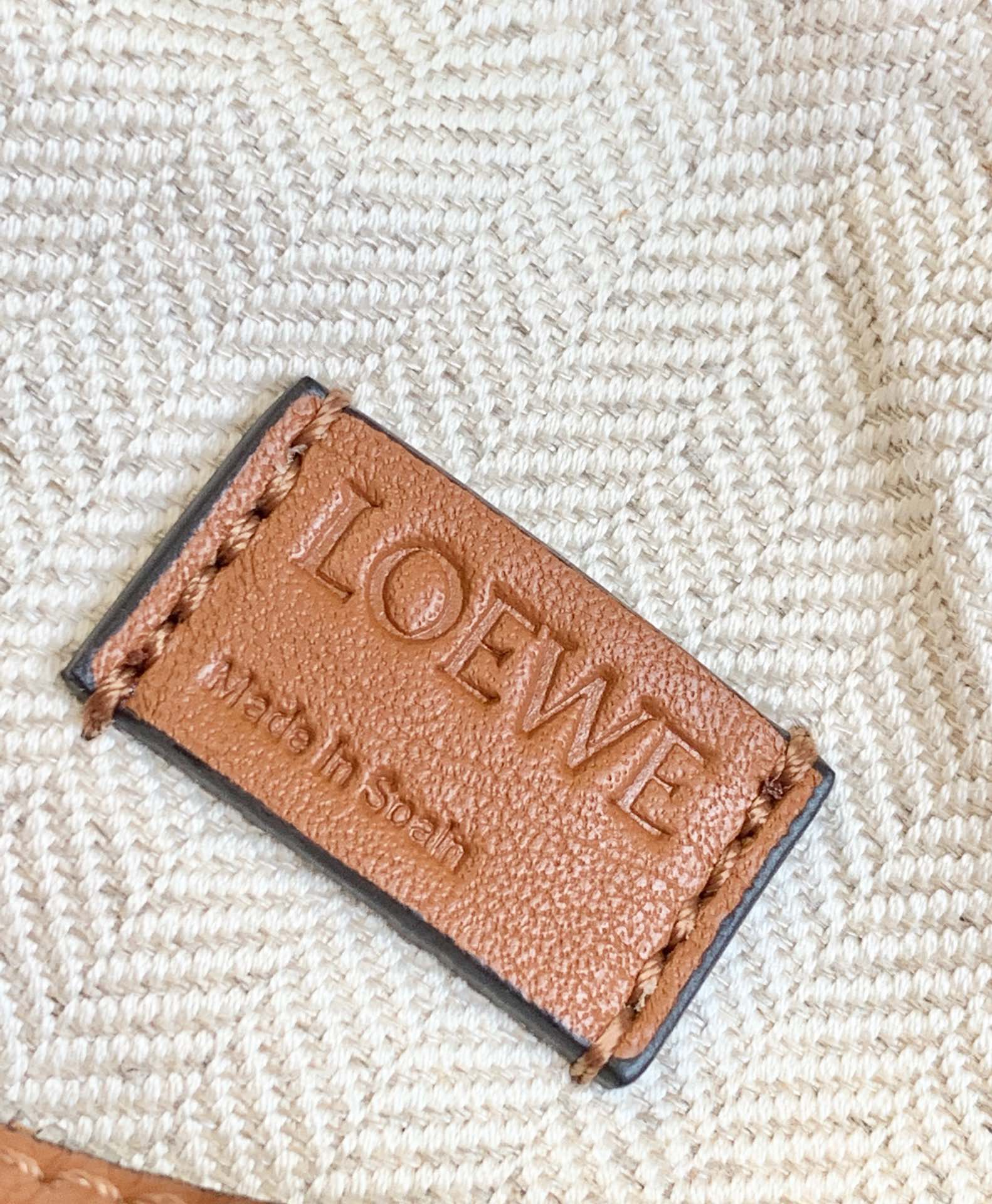 LOEWE super mini Puzzle bag