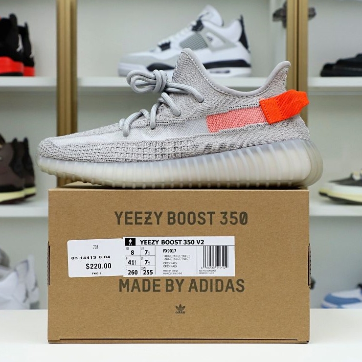 Yeezy Boost 350 V2 Tail