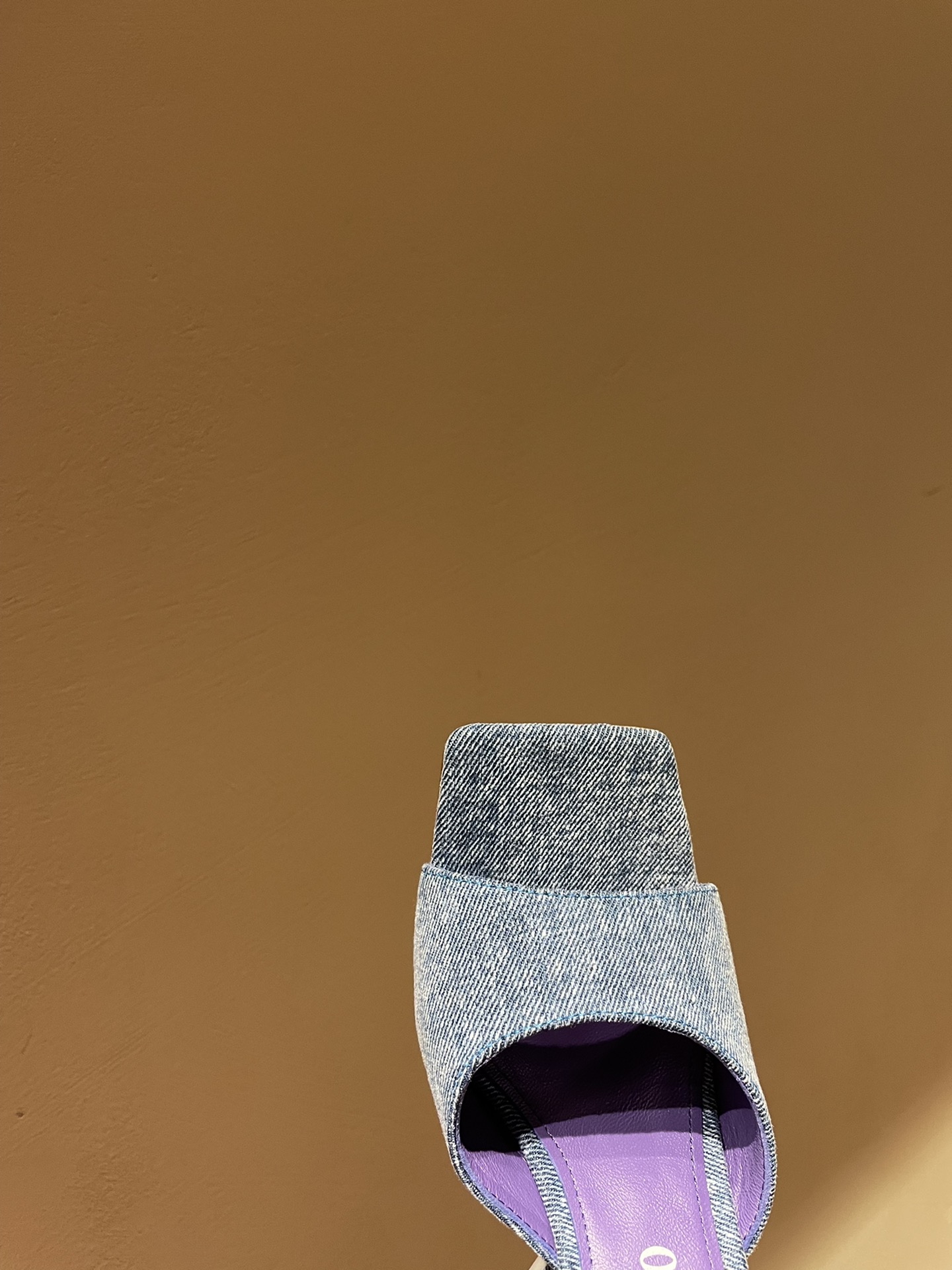 TheAttico | 𝟐𝟎𝟐𝟐𝟐/𝐒𝐒 𝐧𝐞𝐰 Spring/Summer 2021 collection The Attico personality triangle heel high heel sandals