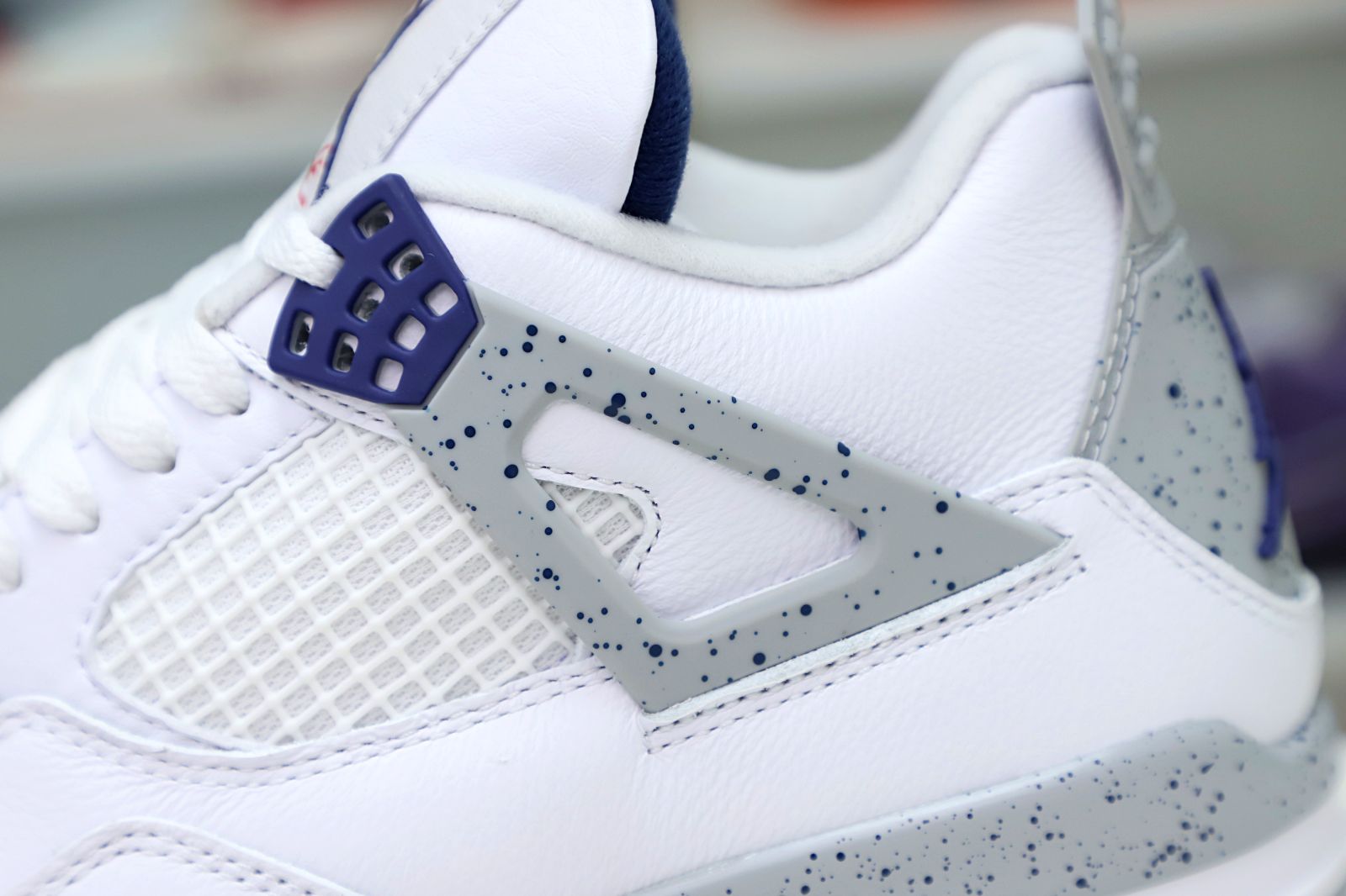 AIR JORDAN 4 RETRO MIDNIGHT NAVY DH6927-140
