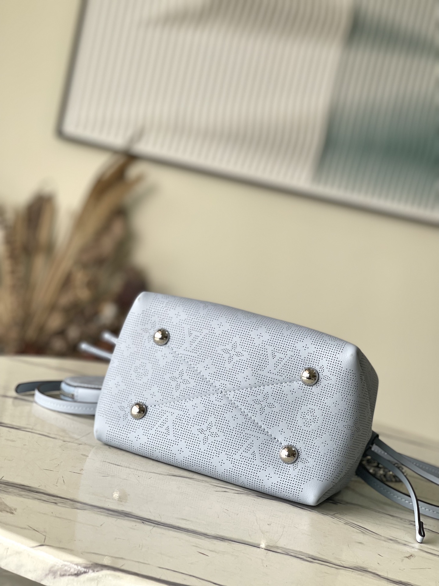 𝐋𝐎𝐔𝐈𝐒 𝐕𝐔𝐈𝐓𝐓𝐎𝐍   M21582