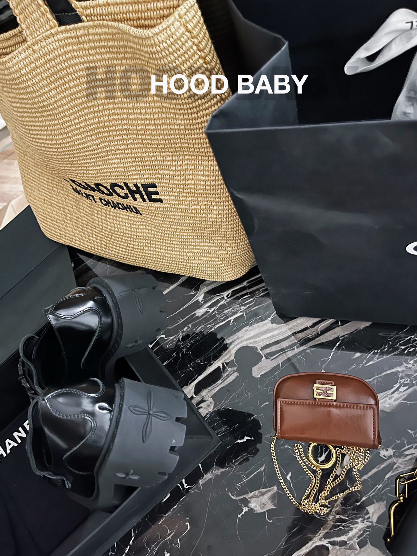 𝐒𝐌𝐅𝐊 ｜𝟐𝟎𝟐𝟐/𝐒𝐒 𝐧𝐞𝐰 GOOL GIRL can't resist the square toe Louboutins Customized cowhide upper