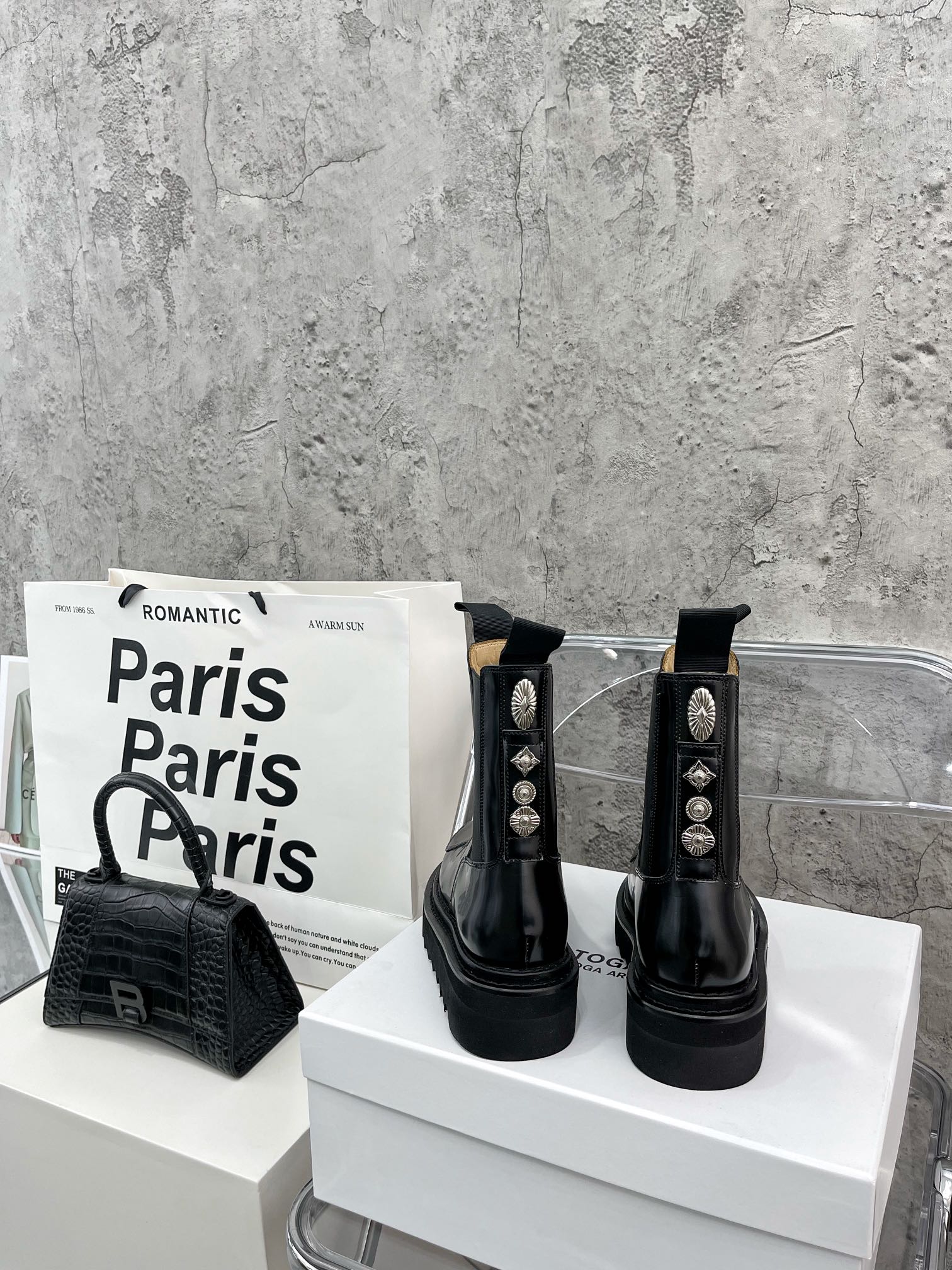 Toga Pulla | 𝟐𝟎𝟐𝟏/𝐒𝐒 𝐧𝐞𝐰 Toga Pulla2021/FW hot trend Chelsea mid-calf boots toga dark mid-calf boots