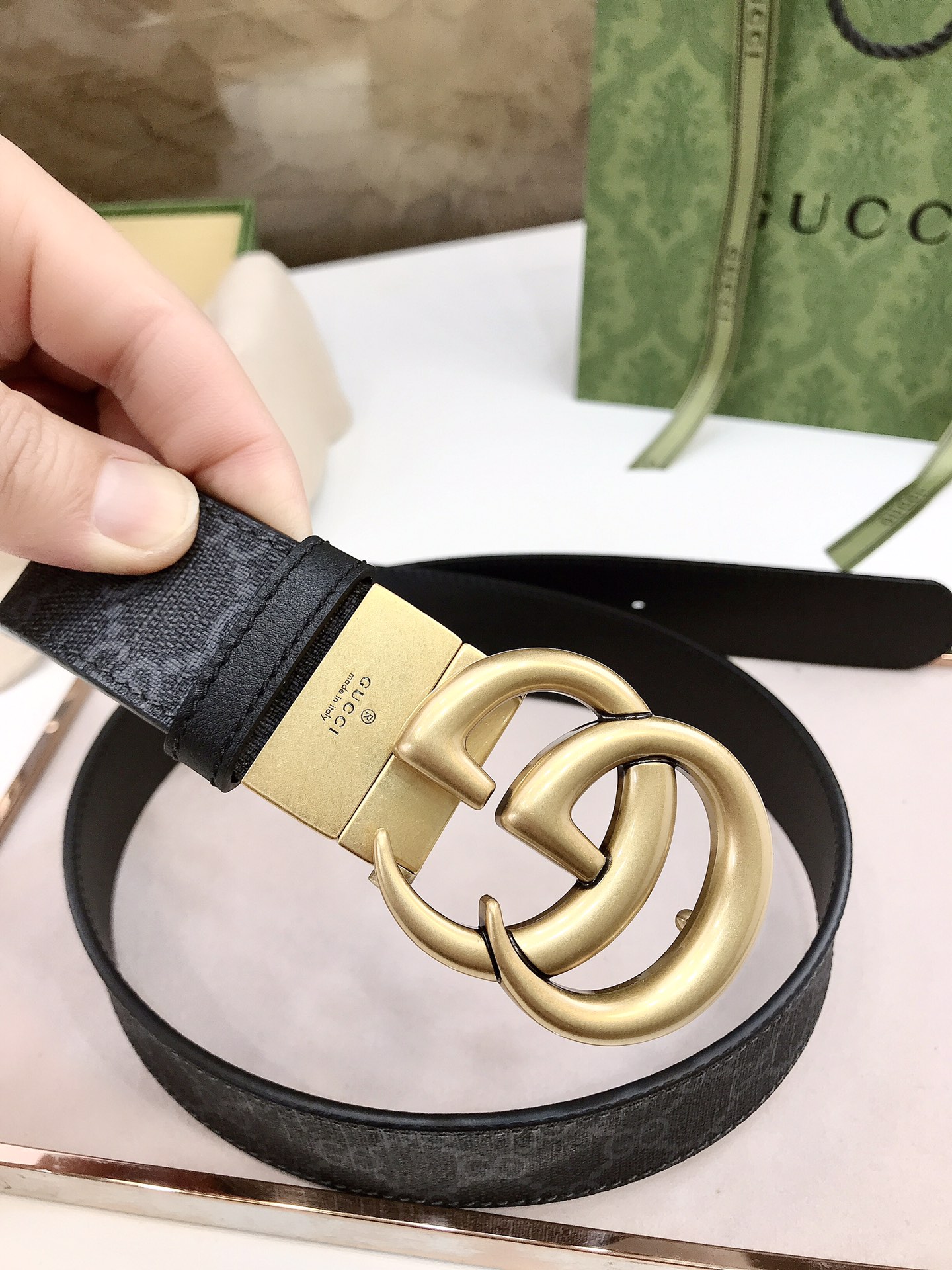 GUCCI Supreme canvas