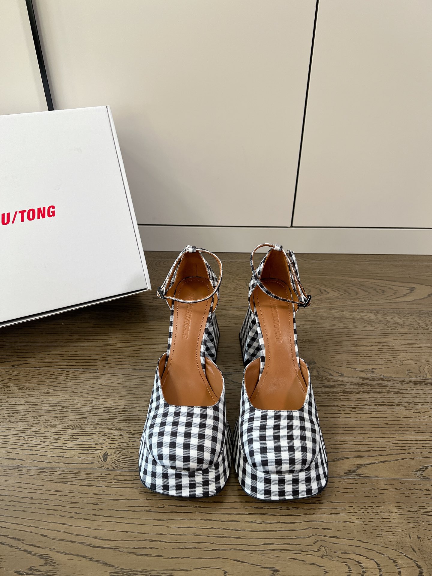 𝐒𝐇𝐔𝐒𝐇𝐔𝐓𝐎𝐍𝐆｜𝟐𝟎𝟐𝟑/𝐒𝐒 𝐧𝐞𝐰 Exclusive niche SHUSHU/TONG 23/thick bottom Mary Jane