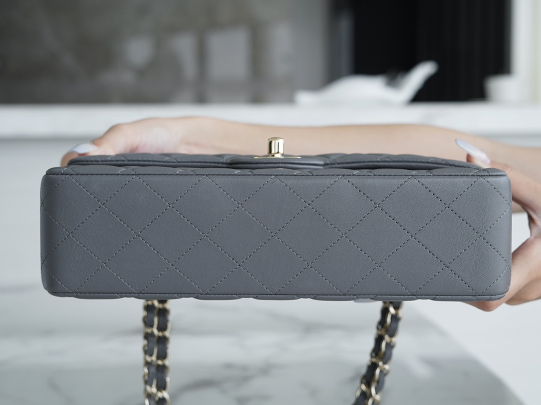 𝐂𝐇𝐀𝐍𝐄𝐋 Classic Flap Italy 🇮🇹 The 𝗚𝗥