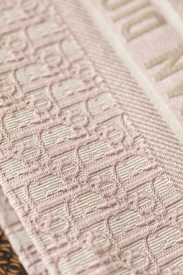 DIOR TOTE Pink Oblique pattern