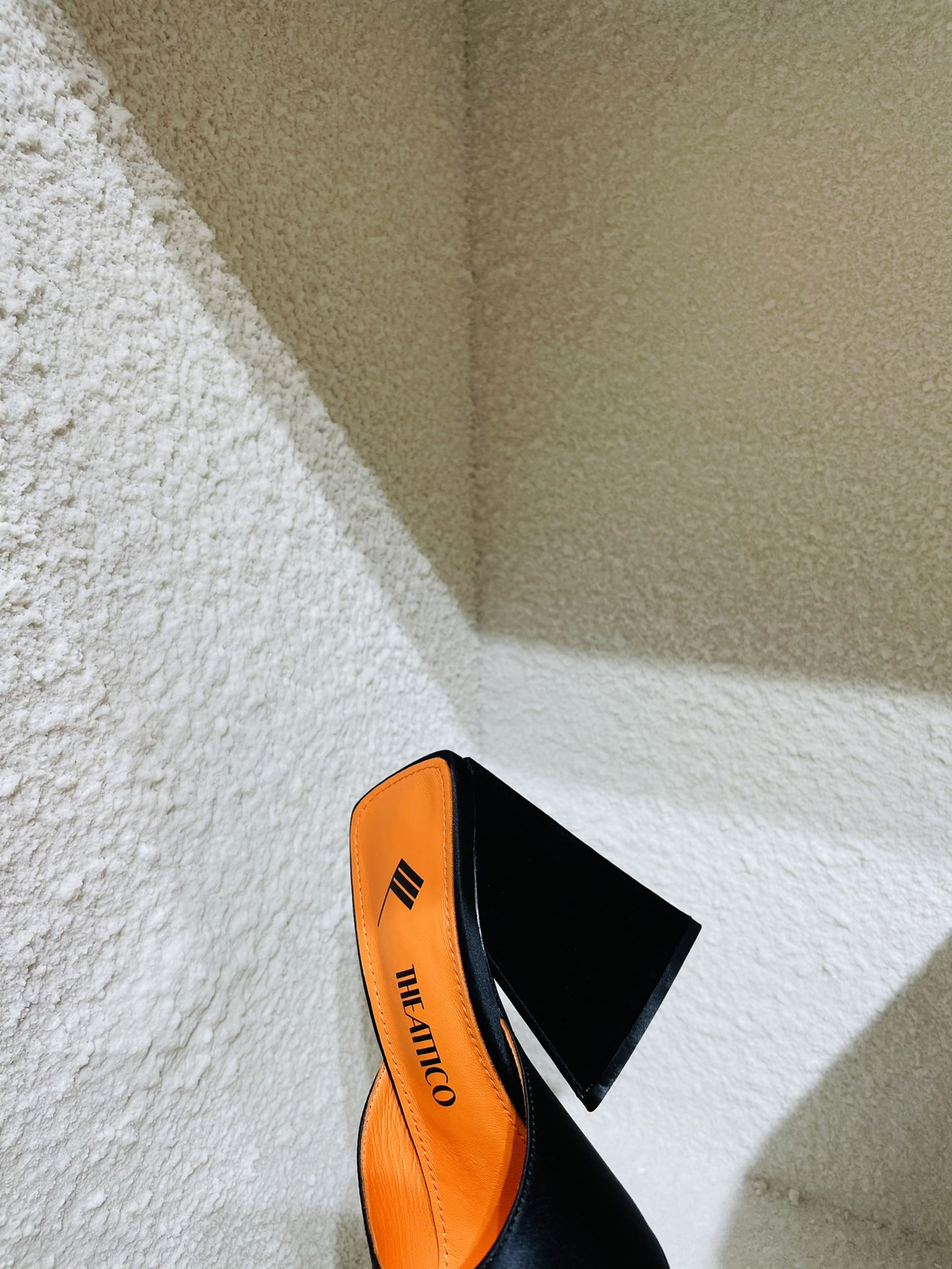 THE ATTICO | 𝟐𝟎𝟐𝟏/𝐒𝐒 𝐧𝐞𝐰 The attico triangle heel sandals lined with sheepskin leather genuine leather outsole