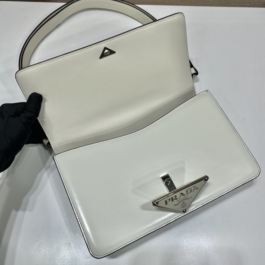 𝐏𝐑𝐀𝐃𝐀 New crossbody 1BD321