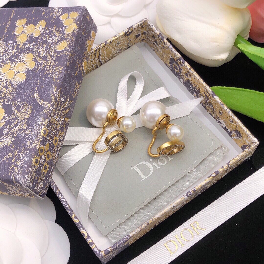 Dior stud earrings