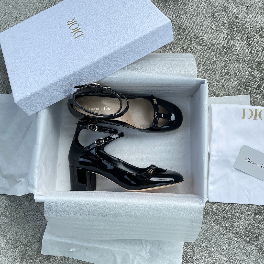 DIOR Sweet and elegant Mary Jane heels Cow patent leather Sheepskin Genuine leather outsole Black