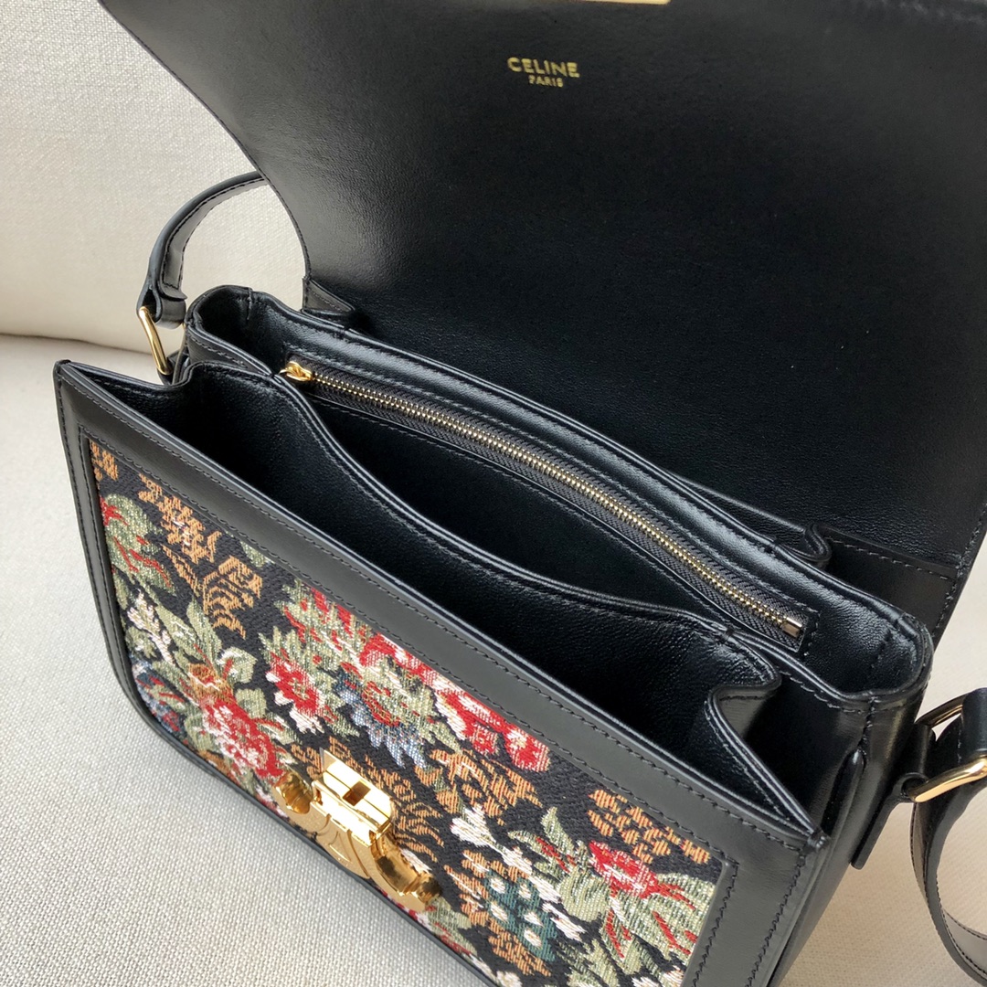 𝐂𝐞𝐥𝐢𝐧𝐞 Triomphe Medium 22.5cm