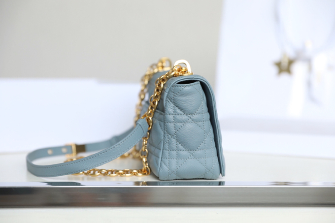 [DlOR CARO] Sky blue soft cow leather rattan check DR-081