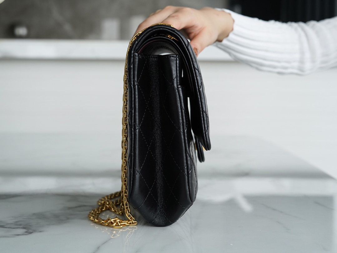 𝗖𝗵𝗮𝗻𝗲𝗹 Replica ❷. ❺❺ Italian [Montebello] Calfskin Large   Black Gold